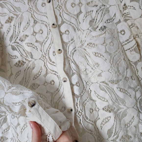 Maeve Lace Button Up - Picture 2 of 4